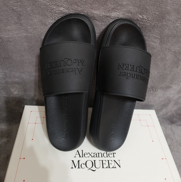 Alexander McQueen Pool Slides - Picture 1 of 10
